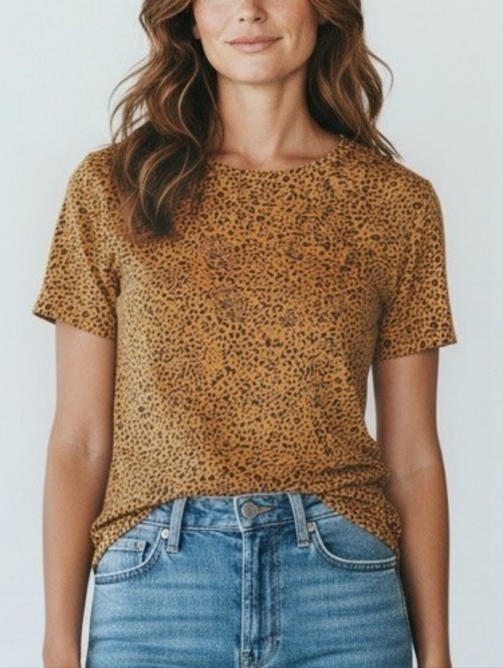 EUC Amazon Essentials Women's Medium Animal Print Short Sleeve T-Shirt